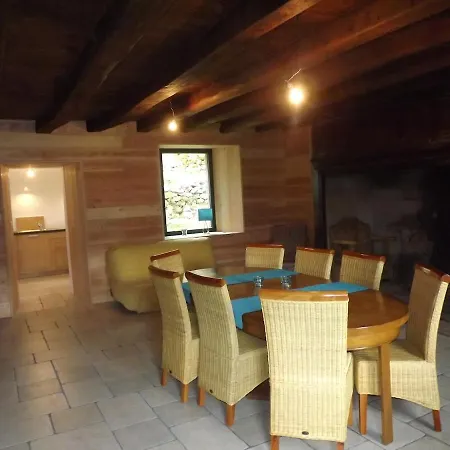 Maison Typique 10 Personnes Au Coeur Du Puy Mary * Mandailles-Saint-Julien