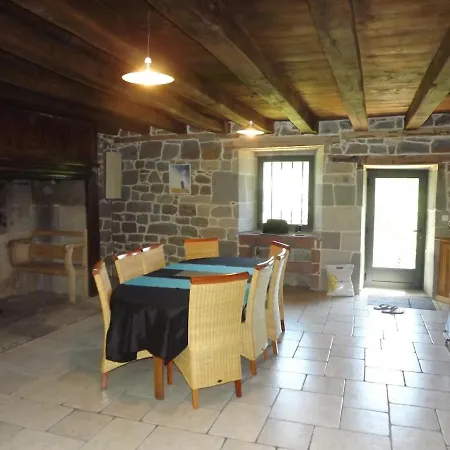 Maison Typique 10 Personnes Au Coeur Du Puy Mary * Mandailles-Saint-Julien